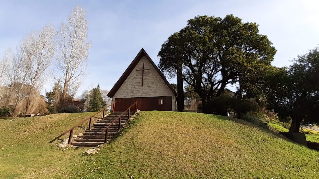 Parroquia Nuestra Señora del Pilar en Sierra de los Padres