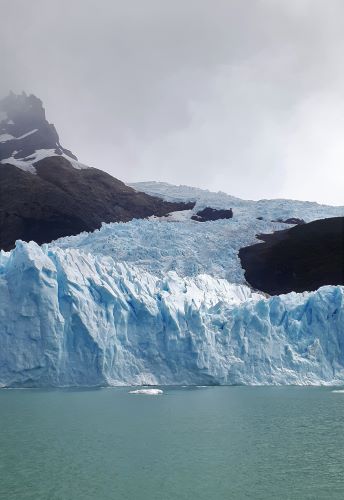 barco al glaciar spegazini