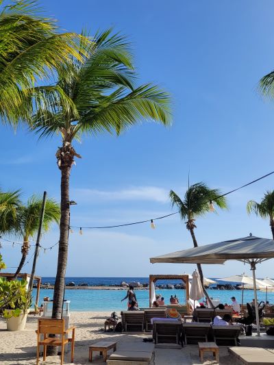 mambo playa en curazao