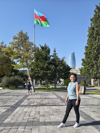 solo travel baku