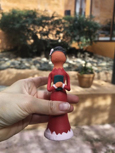 pintar muñeca sin rostro
